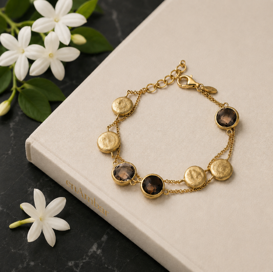 Gold bracelet with cubic zirconia round links